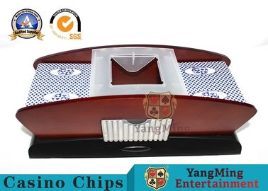 Beli 2 Deck Plastik Dan Woodern Shuffler Kartu Otomatis Dengan Baterai Texas hold'em Kompetisi Kartu Shuffler pembuatan online