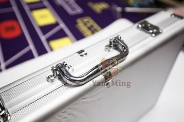 Beli Disesuaikan 600 pcs Kasino Poker Tanah Liat Chip Set Kotak Portabel Aluminium Alloy Keamanan Chip Pembawa pembuatan online