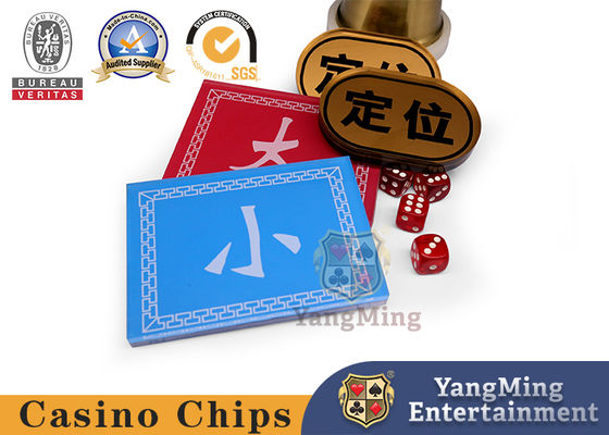 Merah Dan Biru Depan Dan Belakang Cetak Ukuran Posisi Tombol Kasino Poker Game Meja kustomisasi